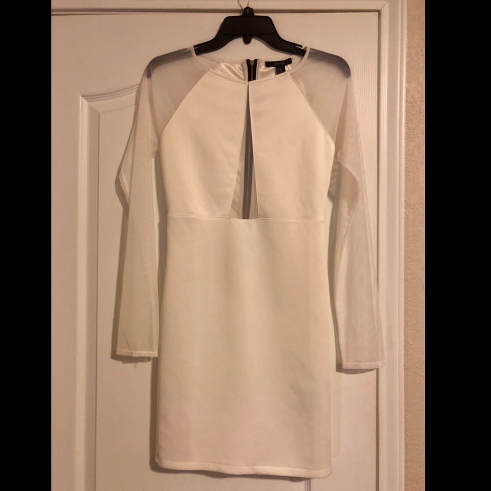 Forever 21 Long Sleeve Ivory Dress 🖤